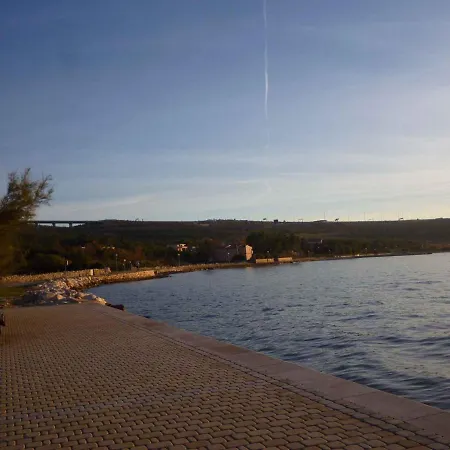 Holiday home In Jasenice 40479