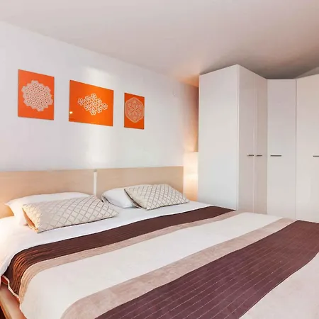 In Jasenice 40479 Holiday home Jasenice (Zadar)